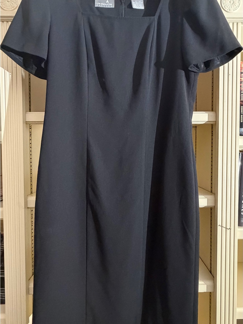 Liz Claiborne Black Short-Sleeve Dress